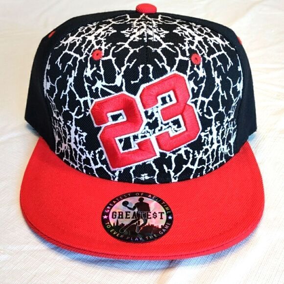 Michael Jordan Bulls Hat - Picture 1 of 9